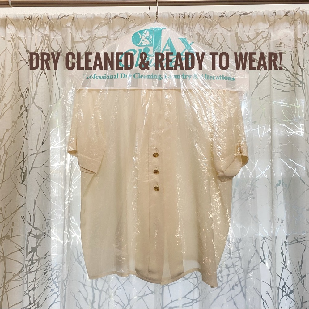VINTAGE OLEG CASSINI cream beige silk crewneck button up short sleeve blouse top - Picture 10 of 11